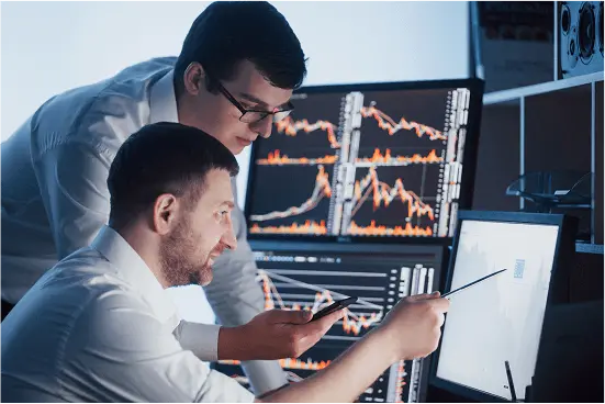 Traders using Swiset